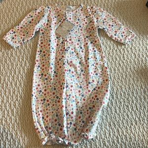 Kissy Kissy newborn gown